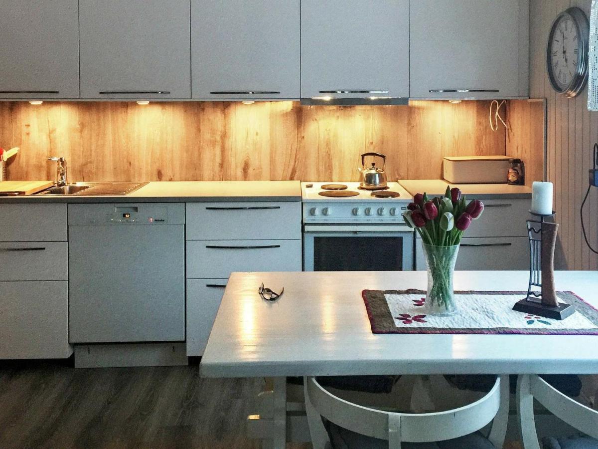 6 Person Holiday Home In Senjahopen Mefjordvær 객실 사진